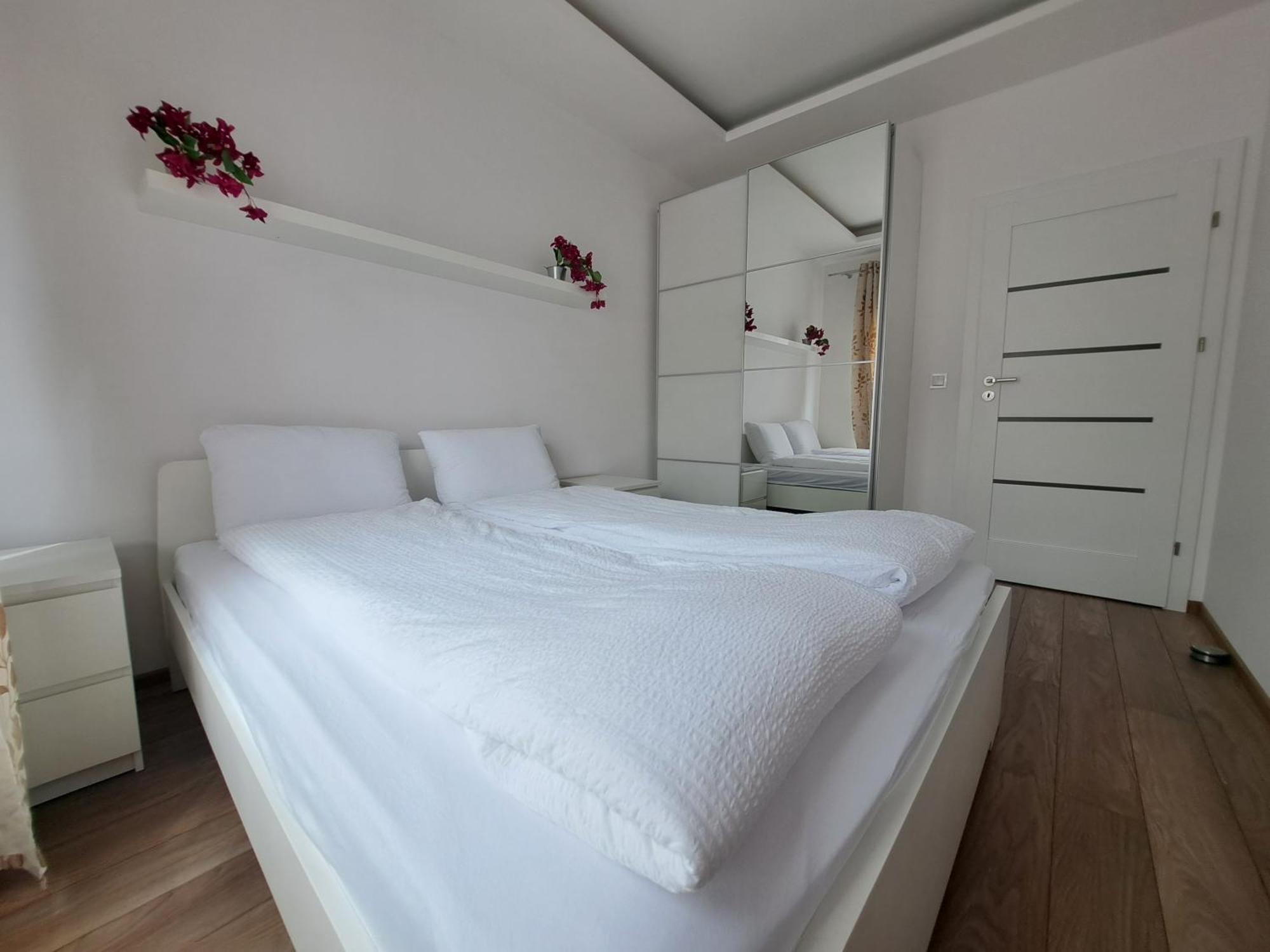 Apartament Warszawa Wilanow ภายนอก รูปภาพ